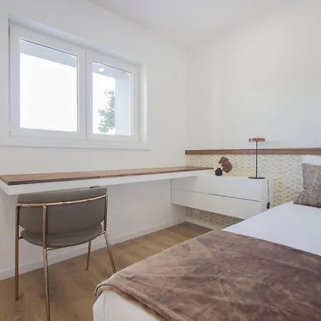 Mesao Frio By Guestify Villa Guimaraes Room photo